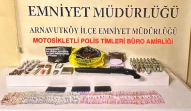 İstanbul’da zehir tacirlerine suçüstü