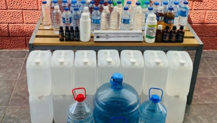 İzmir’de 8 tondan fazla kaçak alkol ele geçirildi