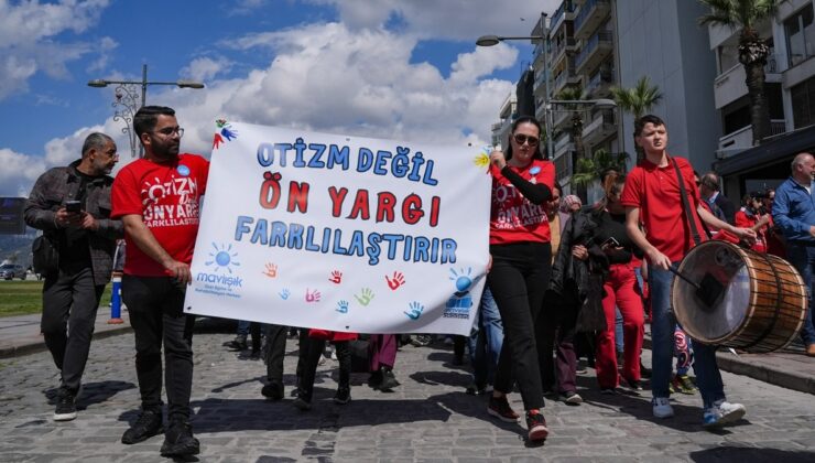 İzmir’de otizm farkındalığı için yürüyüş