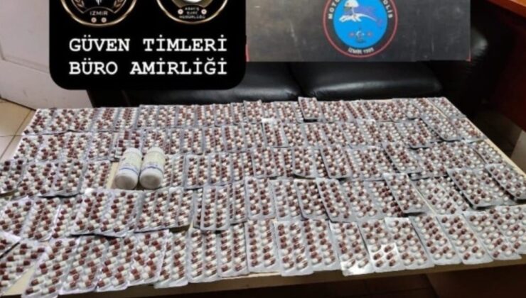 İzmir’de otomobilin klima ızgarasından uyuşturucu çıktı