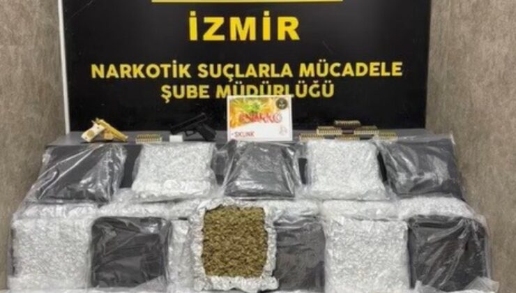 İzmir’de seyyar pazarcının hediye paketlerinden uyuşturucu çıktı