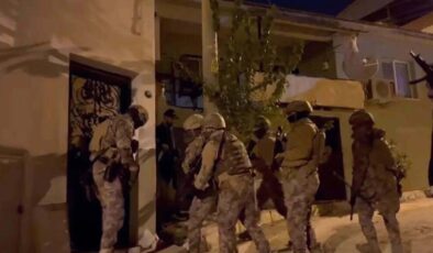 İzmir’de terör propagandası yapanlara gözaltı