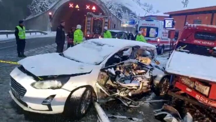 Kahramanmaraş’ta Çekiciye çarpan aracın sürücüsü öldü