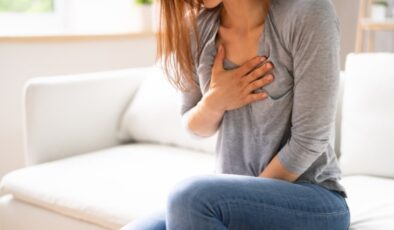Kalp krizi bazı belirtilerle ortaya çıkıyor
