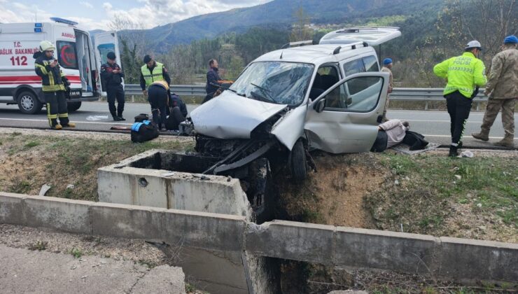 Karabük’te hafif ticari araç beton menfeze çarptı: 1 ölü