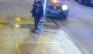 Kocaeli’de alkollü sürücü kaldırımdaki çocuğu ezdi