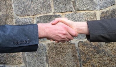 Kocaeli’de ucuz daire vaadiyle 12 kişiyi dolandırıp kaçtı