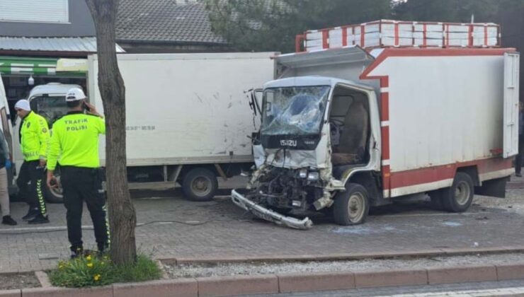 Konya’da park halindeki araca çarpan kamyonetin sürücüsü öldü