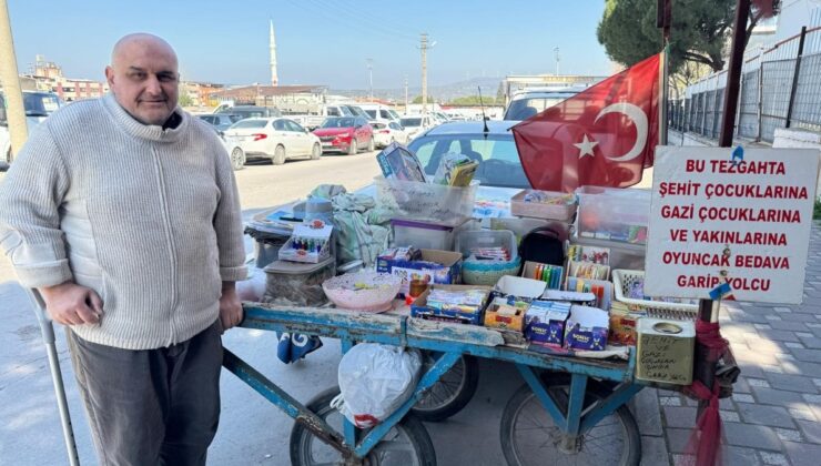 Manisa’da şehit ve gazi çocuklarına ücretsiz oyuncak dağıtıyor