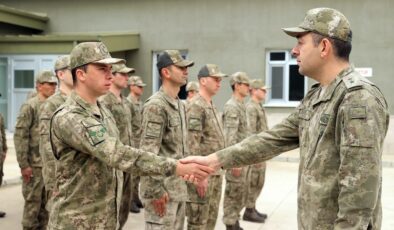 Mehmetçik Ramazan Bayramı’nı görev başında kutladı