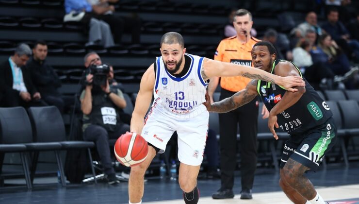Merkezefendi Belediyesi Basket, Anadolu Efes deplasmanında kazandı