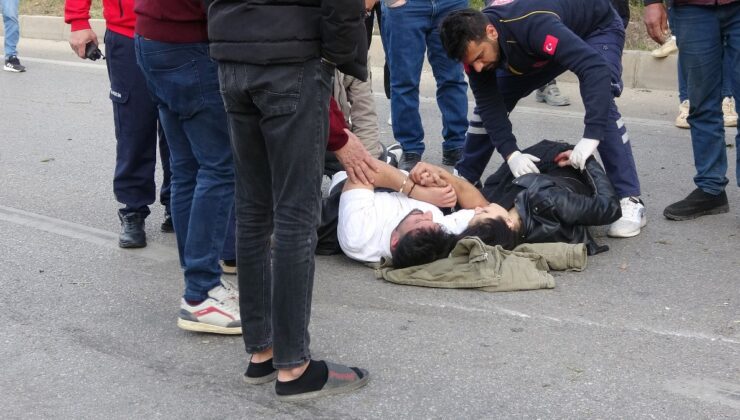 Mersin’de kazada otomobil ters döndü