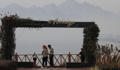 Meteoroloji’nin uyarısı sonrası Antalya’da toz taşınımı etkili oldu