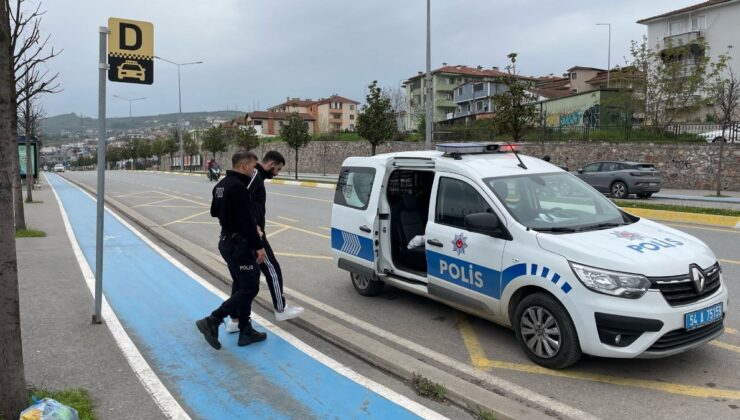 Sakarya’da çaldığı 60 bin liralık telefonu bin liraya satmaya çalışırken yakalandı