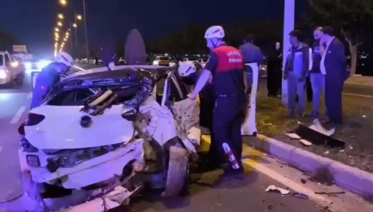 Şanlıurfa’da kamyonet ile otomobil çarpıştı: 4 yaralı