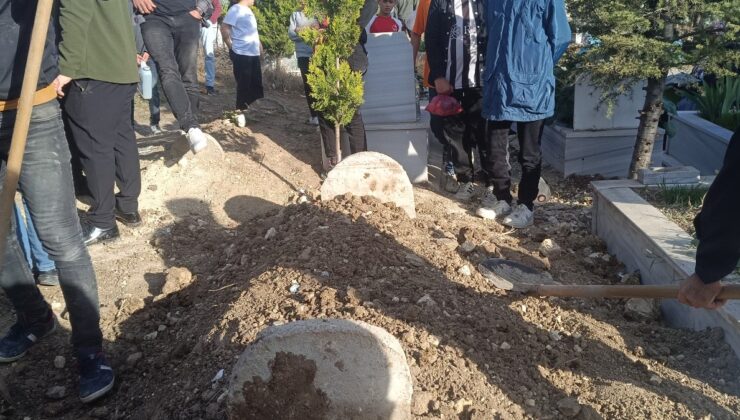 Siirt’te defnedilen kişinin mezarından ses geldi iddiası