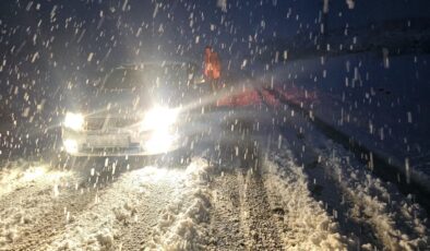 Siirt’te yoğun kar yağışı etkili oluyor