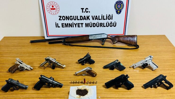 Zonguldak’ta kaçak silah operasyonunda adeta cephanelik bulundu