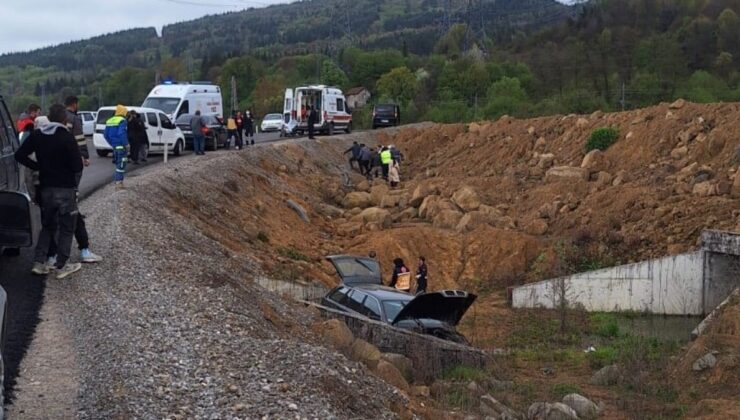 Zonguldak’ta otomobil, şarampole uçtu: 3 yaralı