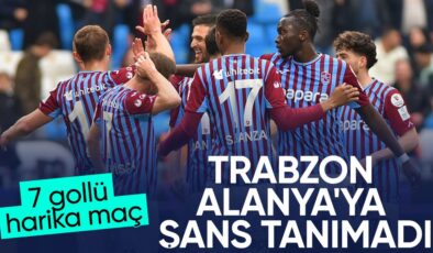 7 golün çıktığı maçta Trabzonspor, Alanyaspor’u yendi