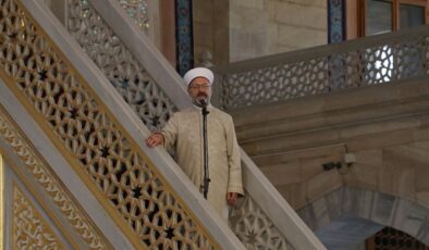 Adana’da Diyanet İşleri Başkanı Ali Erbaş, hutbe irat etti