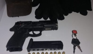 Adana’da meskeni kuşunlayıp kaçtılar