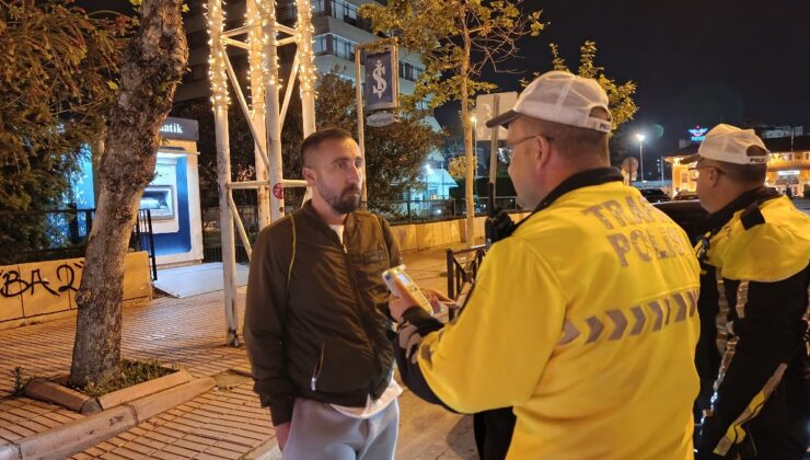 Adana’da sarhoş sürücü polise zorluk çıkarttı