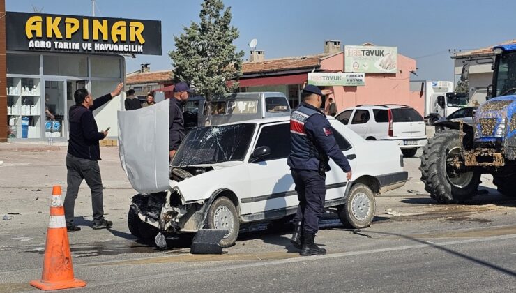 Aksaray’da ehliyetsiz sürücü kazaya neden oldu