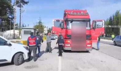 Amasya’da tırda 10 kaçak göçmen yakalandı