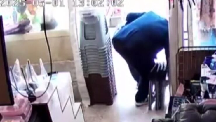 Ankara’da hırsız, dükkan önündeki eserleri rahat tutumlarla çaldı