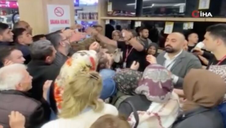 Ankara’da indirimli ürün izdihamı