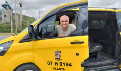Antalya’da takside unutulan 18 bin 300 euroyu sahibine teslim etti