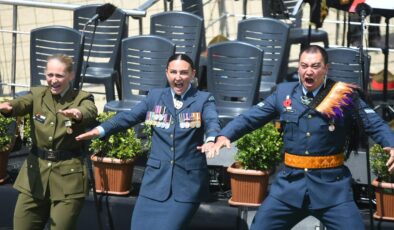 Anzak askerler Gelibolu’da haka dansıyla anıldı