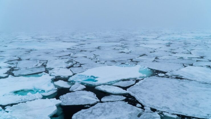 Arktik buz örtüsü 2025’te tarihi düşüşe geçti