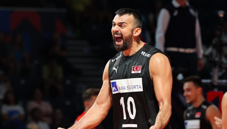 Arslan Ekşi, A Milli Takım’a veda etti