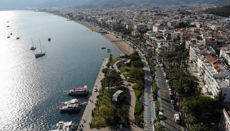 Avusturyalı emekliler rotayı Marmaris’e çevirdi