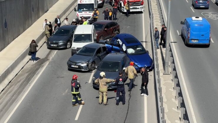 Beylikdüzü’nde alt geçitte 6 aracın karıştığı zincirleme kaza