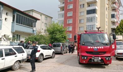 Bilecik’te bir evin zemin katında yangın çıktı