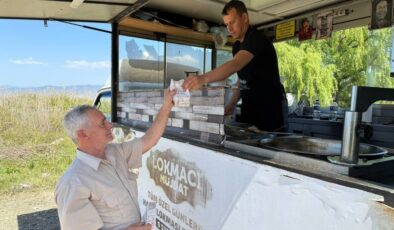 Bursa’da Papa Francis adına lokma döktürdü