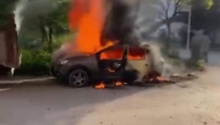 Bursa’da park halindeki otomobilde yangın