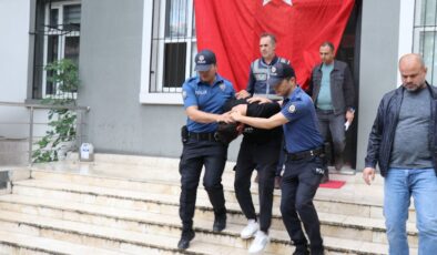 Denizli’de bebeği zalimce darbeden kuşkulu tutuklandı