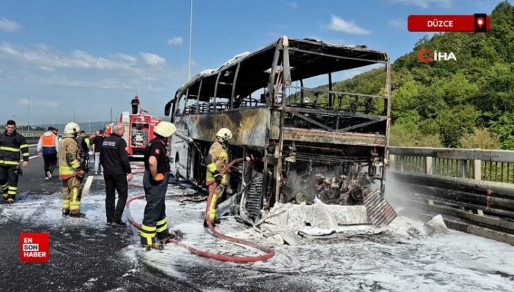 Düzce’de yolcu otobüsü alevlere teslim oldu