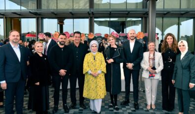 Emine Erdoğan, TOGEM-DER’in geleneksel Cemre Çarşısı’nın açılışına katıldı