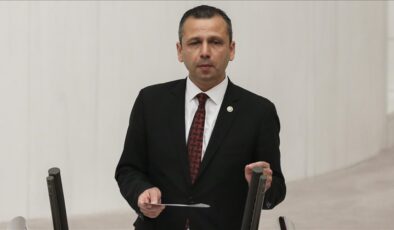 Eski milletvekili Burak Erbay, TBMM Genel Kurulunda kürsüye zarar vermişti: Cezası belli oldu