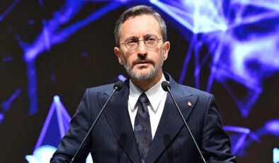 Fahrettin Altun, Cumhurbaşkanı Erdoğan’ın İtalya ziyaretine ait bilgi verdi