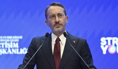Fahrettin Altun’dan 23 Nisan mesajı: Egemenliğin millete ait olduğunun tescilidir