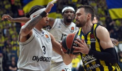 Fenerbahçe, Paris Basketbol karşısında 2-0 öne geçti