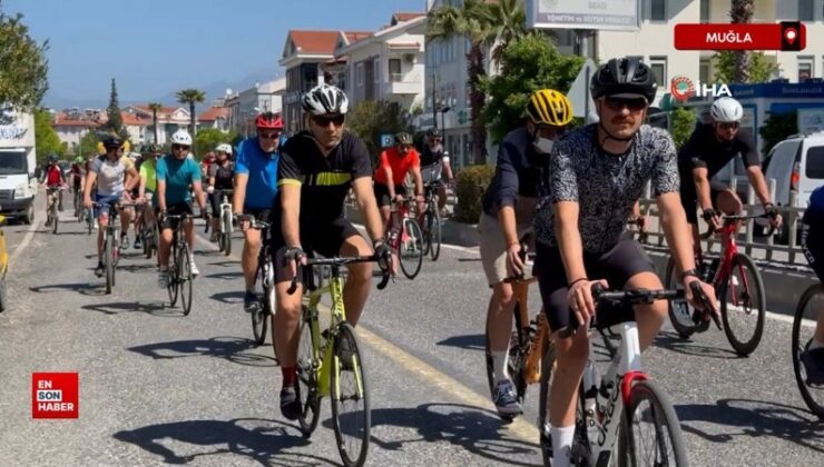 Fethiye’de bisiklet topluluğu hayatını kaybeden Alkan için pedal çevirdi