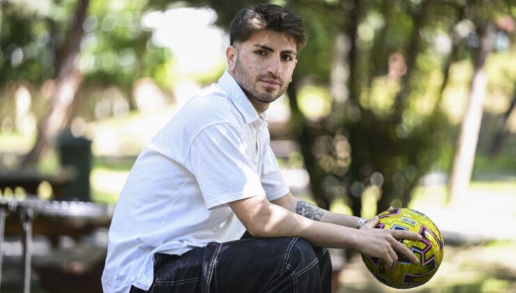 Futbola dönmek isteyen 24 yaşındaki Ahmet Yiğit Gül, “sigortası” için kasiyerlik yapıyor