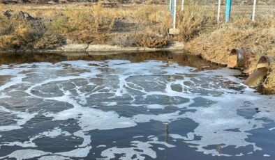 Gediz Nehri daha da karardı
